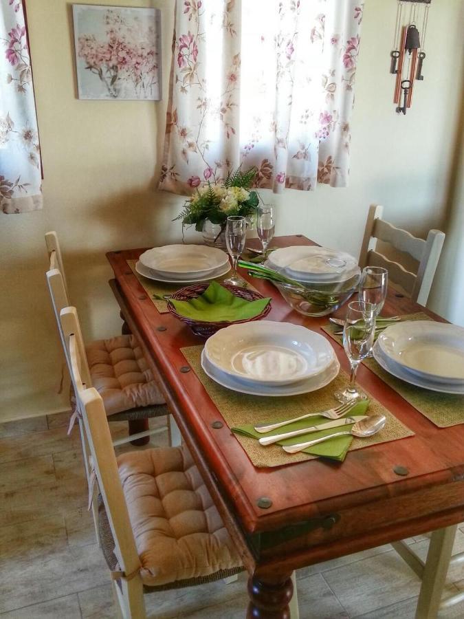 Villa Cottage Kantrillies Fokata 외부 사진