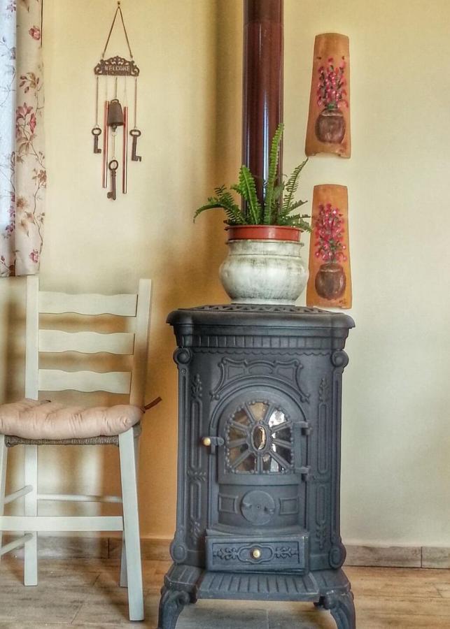 Villa Cottage Kantrillies Fokata 외부 사진